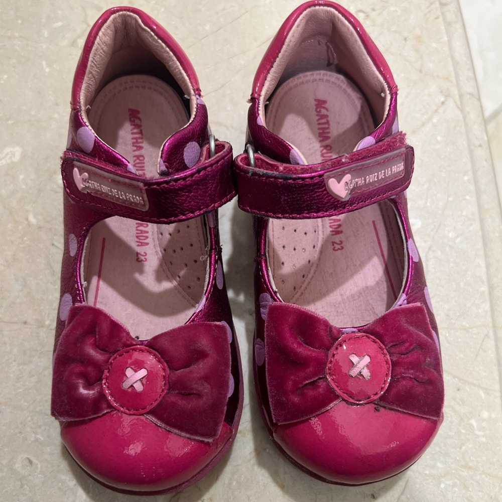 Beautiful Prada leather toddler/baby shoes